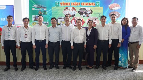 Hậu Giang Hội thảo và Tập huấn Hỗ trợ đưa hộ sản xuất nông nghiệp lên sàn Thương mại điện tử